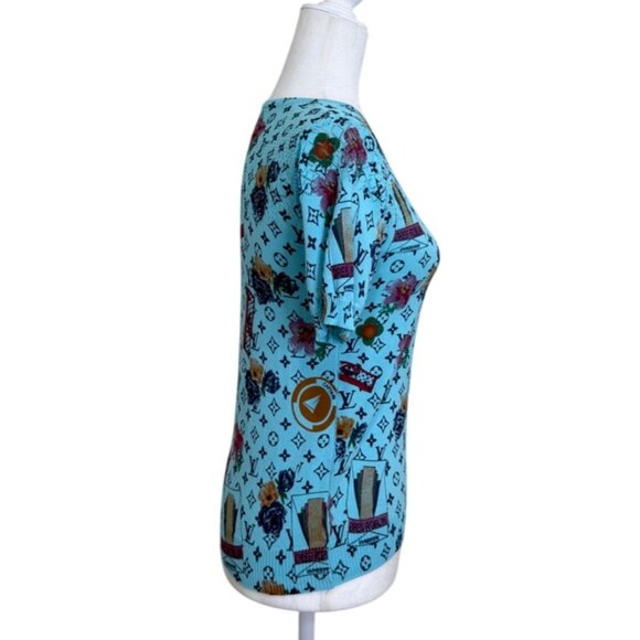 Fun LV Print Short Sleeve Top Blue Floral Knit Size XS/S - Picture 2 of 5